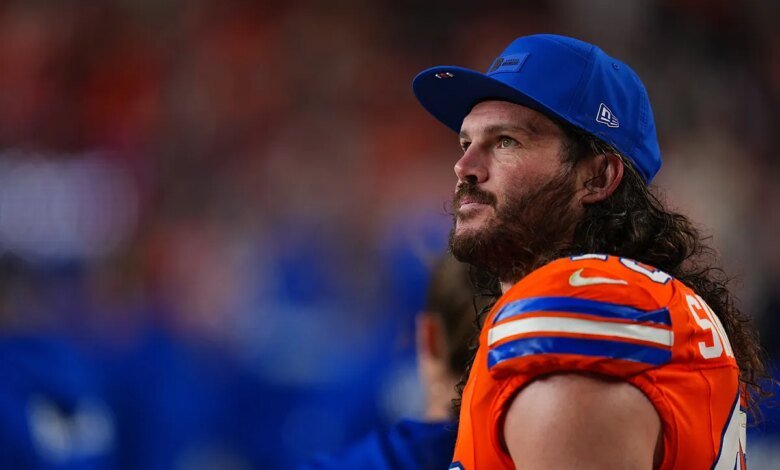 Alex Singleton and the most spectacular comeback in NFL history: Back on Sunday Night Football just three months after his testicular cancer diagnosis