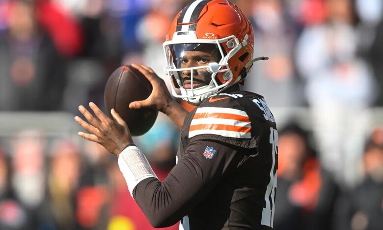 Browns' Shedeur Sanders refuses to throw Kevin Stefanski under the bus following Buffalo game