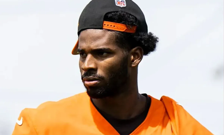 Shedeur Sanders fires a message at Kevin Stefanski, yet remains under his command