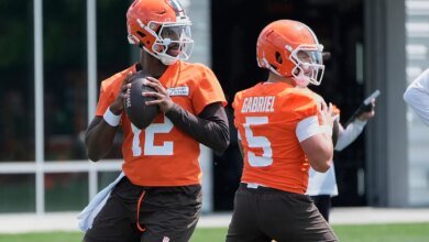Shedeur Sanders makes it clear to Dillon Gabriel who owns the quarterback position on the Browns