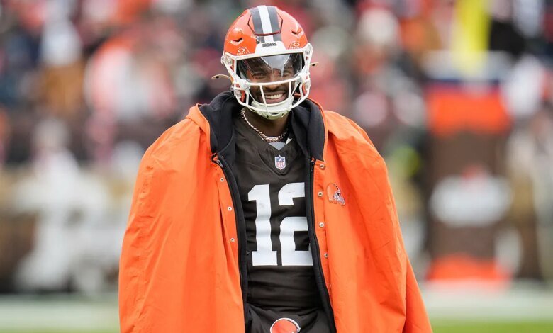 Shedeur Sanders' mother stuns with the perfect outfit for her son's home debut with the Cleveland Browns