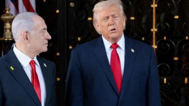 Trump sends threat to Iran while meeting with Netanyahu
