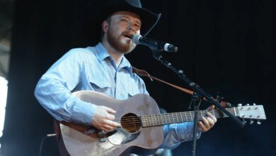 Colter Wall cancels remaining tour stops. 'I am mentally unwell'