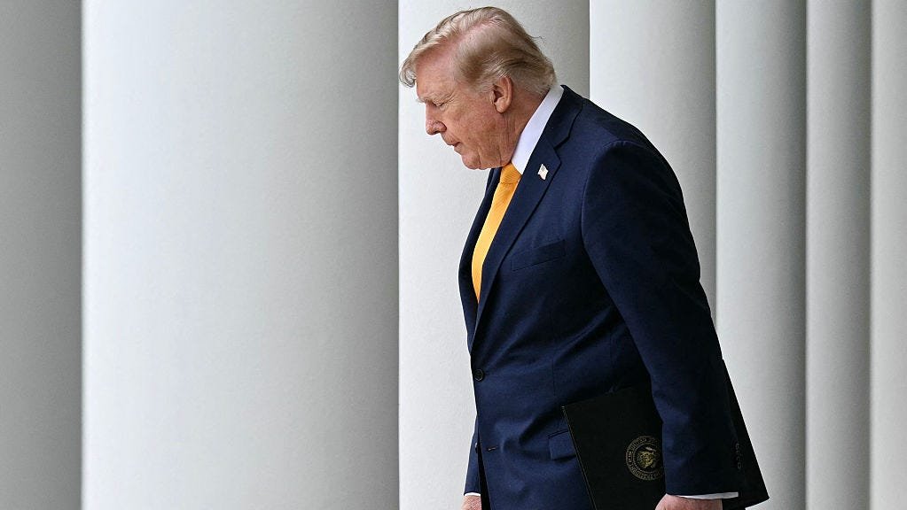 Chart comparing Trump's approval rating to historical presidents at similar points in their terms Chart comparing Trump's approval rating to historical presidents at similar points in their terms